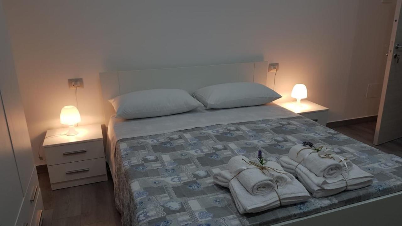 B&B A Casa Di Papi ลิซซาโน ภายนอก รูปภาพ