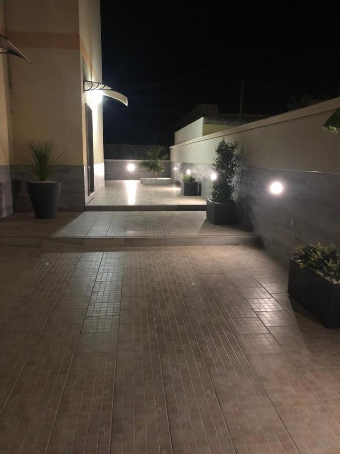 B&B A Casa Di Papi ลิซซาโน ภายนอก รูปภาพ